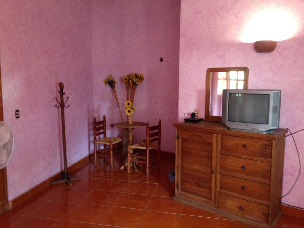 Hospedaje Ornelas Hotel Tepoztlan Bagian luar foto